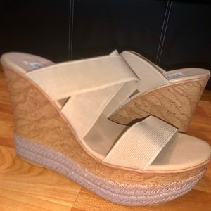 Summer Wedge